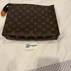 Louis Vuitton  Monogram Clutch Pouch toiletry authentic